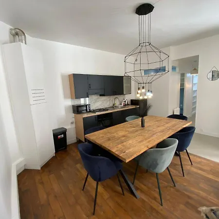 Appartement Zzz Charmant A Montmartre -6p Parijs